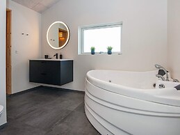 6 Person Holiday Home in Lemvig