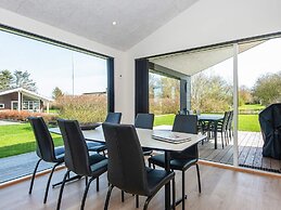 6 Person Holiday Home in Lemvig