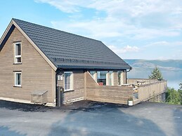 8 Person Holiday Home in Leka-by Traum