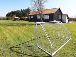6 Person Holiday Home in Vinderup