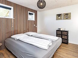 6 Person Holiday Home in Vinderup
