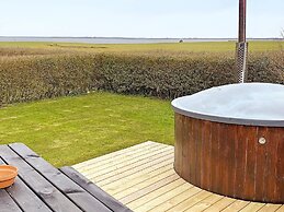 6 Person Holiday Home in Vinderup