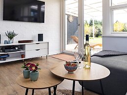 6 Person Holiday Home in Vinderup