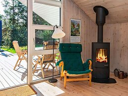 6 Person Holiday Home in Ulfborg