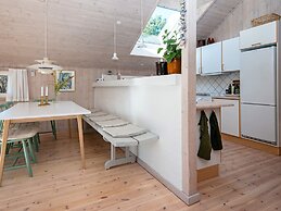 6 Person Holiday Home in Ulfborg