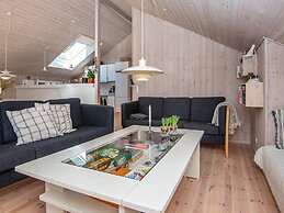 6 Person Holiday Home in Ulfborg