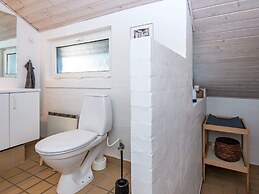 6 Person Holiday Home in Ulfborg