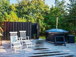 6 Person Holiday Home in Ulfborg