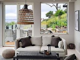 Stylish Seaside Villa on Ven-by Traum