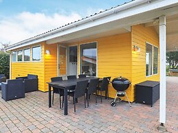 8 Person Holiday Home in Hesselager