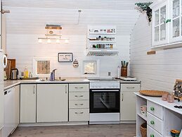 6 Person Holiday Home in Glesborg