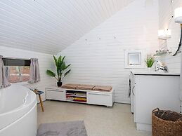 6 Person Holiday Home in Glesborg