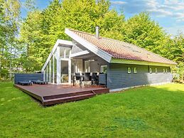 6 Person Holiday Home in Glesborg