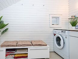 6 Person Holiday Home in Glesborg