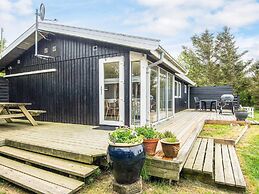 6 Person Holiday Home in Thyholm