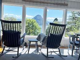 4 Person Holiday Home in Svelgen-by Traum