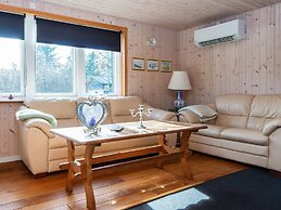 7 Person Holiday Home in Ulfborg