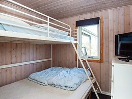 7 Person Holiday Home in Ulfborg