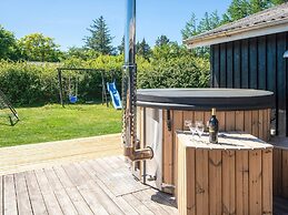 7 Person Holiday Home in Ulfborg