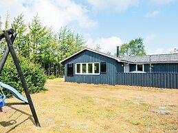 7 Person Holiday Home in Ulfborg