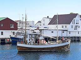 8 Person Holiday Home in Sortland-by Traum