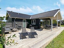 8 Person Holiday Home in Vaeggerlose