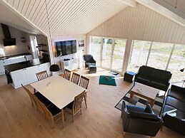 8 Person Holiday Home in Vaeggerlose