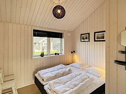 8 Person Holiday Home in Vaeggerlose