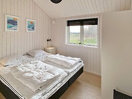 8 Person Holiday Home in Vaeggerlose