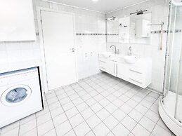 8 Person Holiday Home in Halsanaustan-by Traum