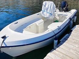 8 Person Holiday Home in Halsanaustan-by Traum