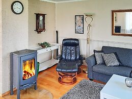 10 Person Holiday Home in Vallersund