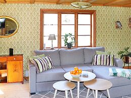 6 Person Holiday Home in Ullared-by Traum