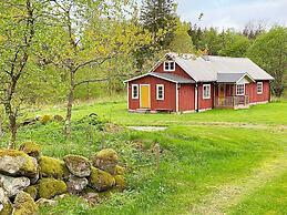 6 Person Holiday Home in Ullared-by Traum