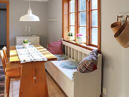 6 Person Holiday Home in Ullared-by Traum