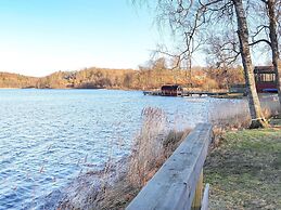 6 Person Holiday Home in Ullared-by Traum