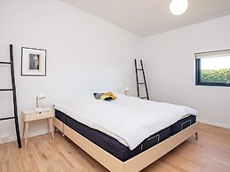 6 Person Holiday Home in Vaeggerlose