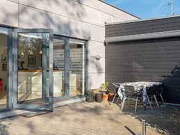 6 Person Holiday Home in Vaeggerlose
