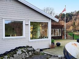 9 Person Holiday Home in Lyngdal