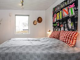 6 Person Holiday Home in Hejls