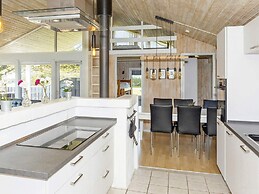 10 Person Holiday Home in Saltum-by Traum