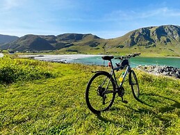 8 Person Holiday Home in Maloy-by Traum