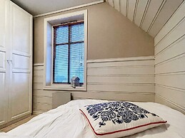 8 Person Holiday Home in Maloy-by Traum