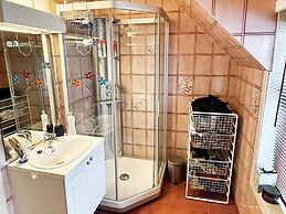 8 Person Holiday Home in Maloy-by Traum