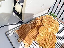 8 Person Holiday Home in Bolandet-by Traum