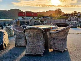 8 Person Holiday Home in Midsund