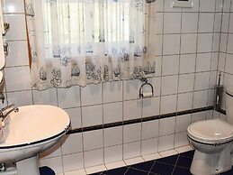 8 Person Holiday Home in Midsund