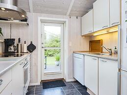 6 Person Holiday Home in Juelsminde