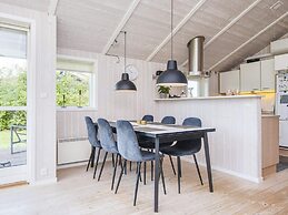 6 Person Holiday Home in Juelsminde