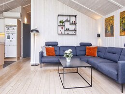 6 Person Holiday Home in Juelsminde